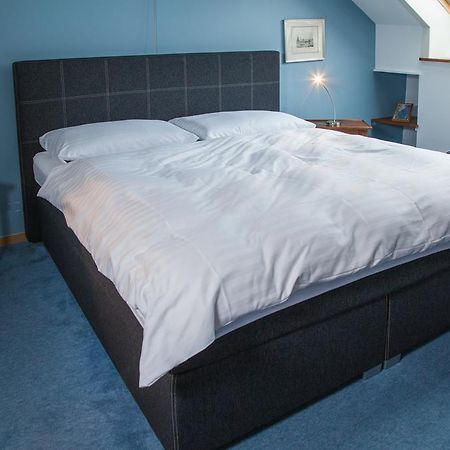 Hotel Les Vieux Toits Neuchâtel Exteriör bild