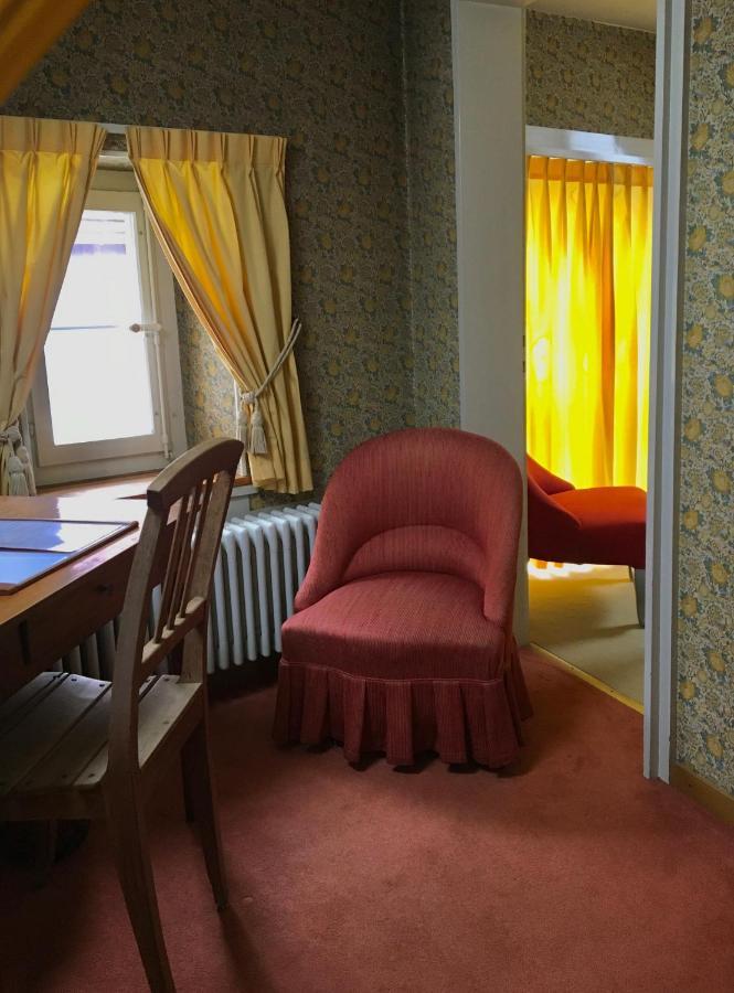 Hotel Les Vieux Toits Neuchâtel Exteriör bild
