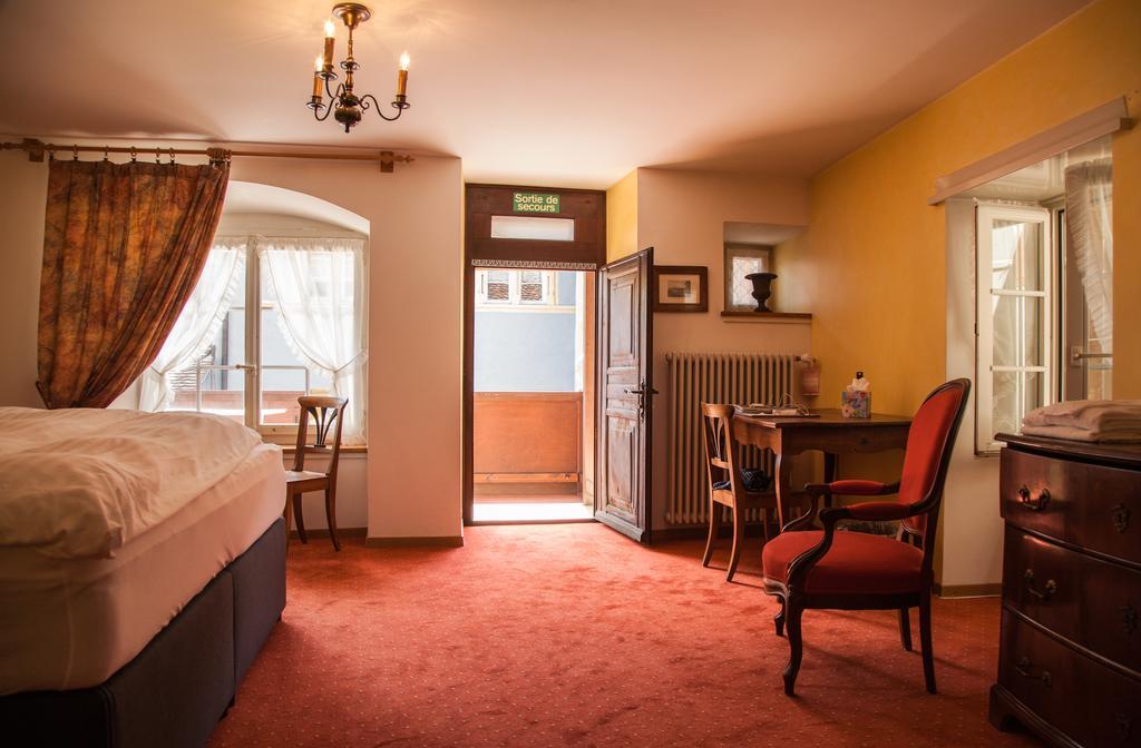 Hotel Les Vieux Toits Neuchâtel Exteriör bild
