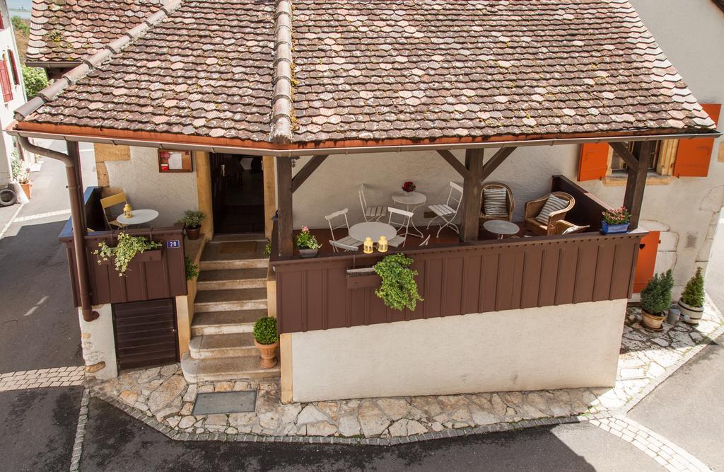 Hotel Les Vieux Toits Neuchâtel Exteriör bild