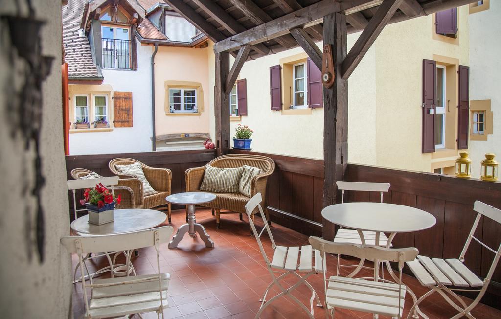 Hotel Les Vieux Toits Neuchâtel Exteriör bild